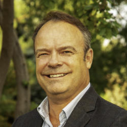 Portrait Picture of Gerry Jones